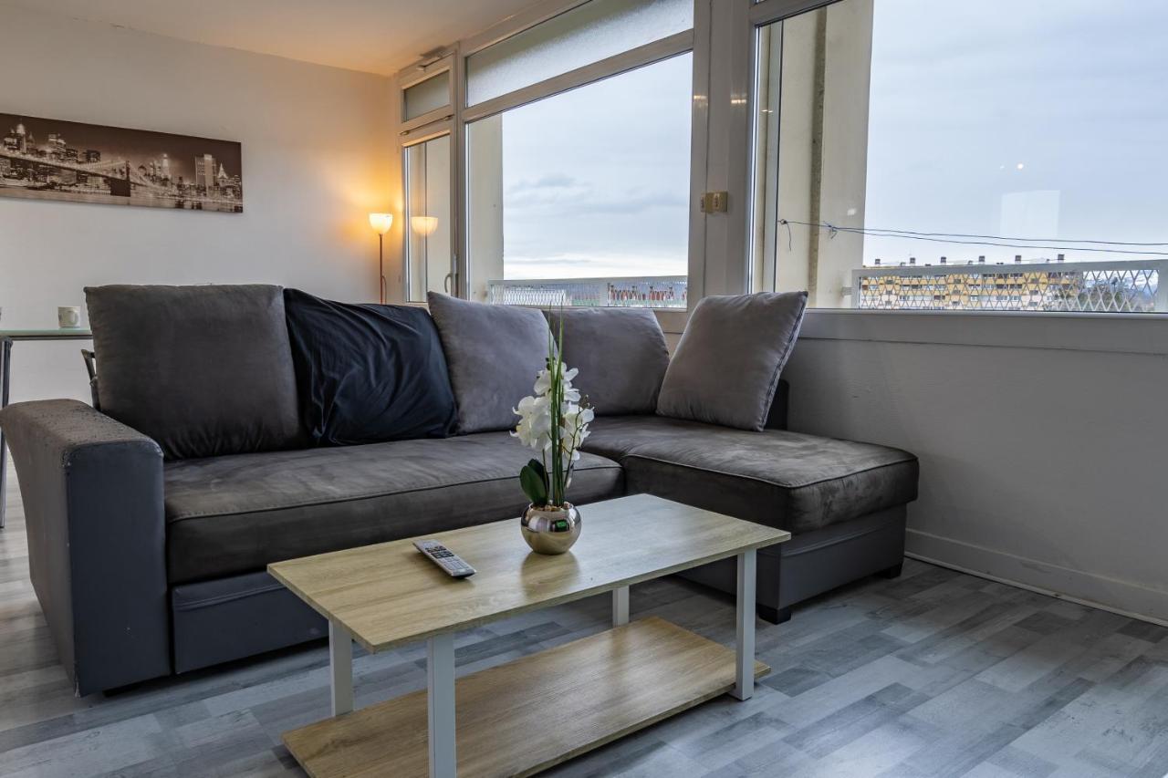 Cap Sud - 53M2- Vue Pyrenees- Hypercentre-Wifi Fibre -Nouvelle Literie Tarbes Exterior foto