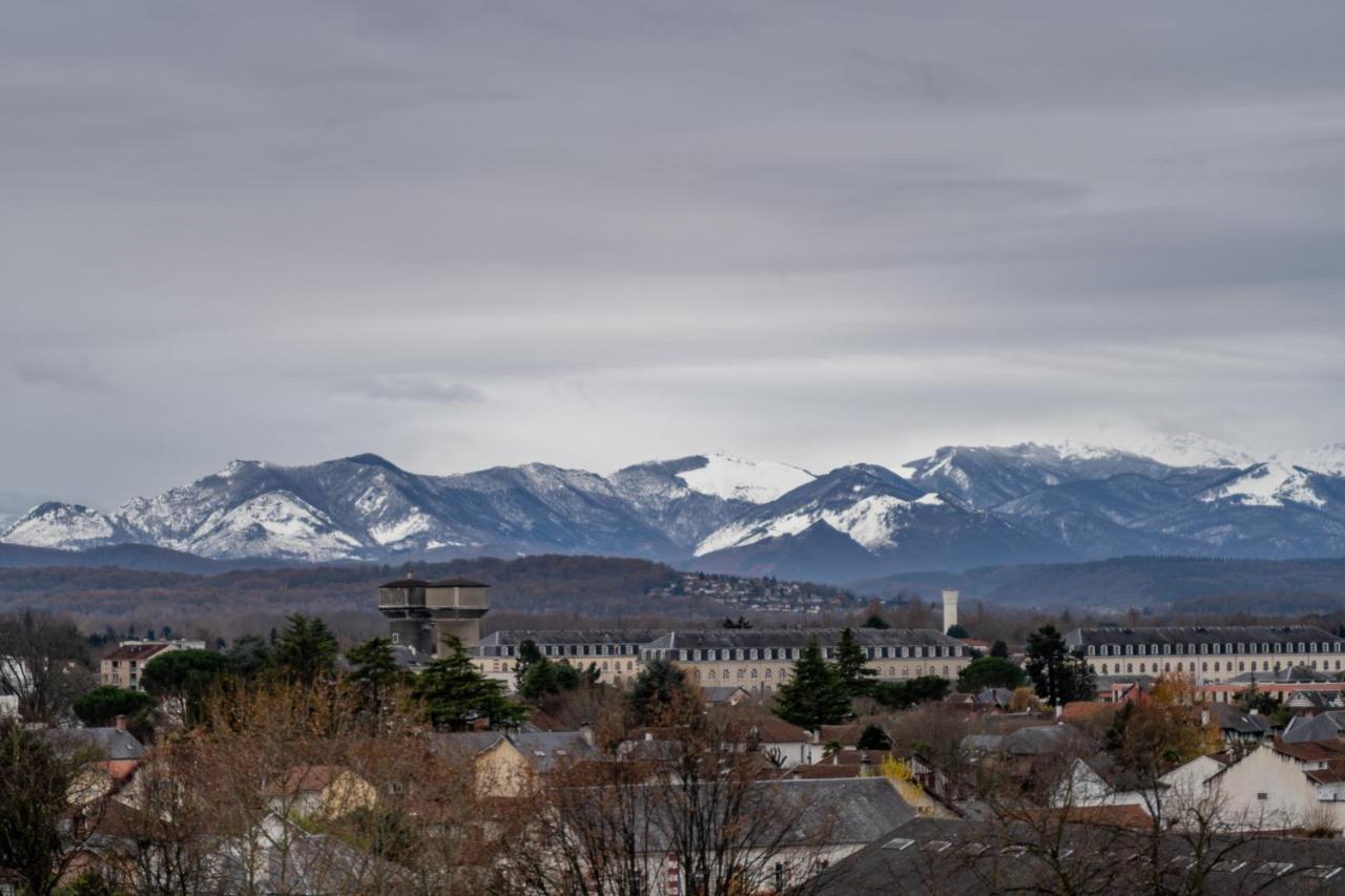 Cap Sud - 53M2- Vue Pyrenees- Hypercentre-Wifi Fibre -Nouvelle Literie Tarbes Exterior foto