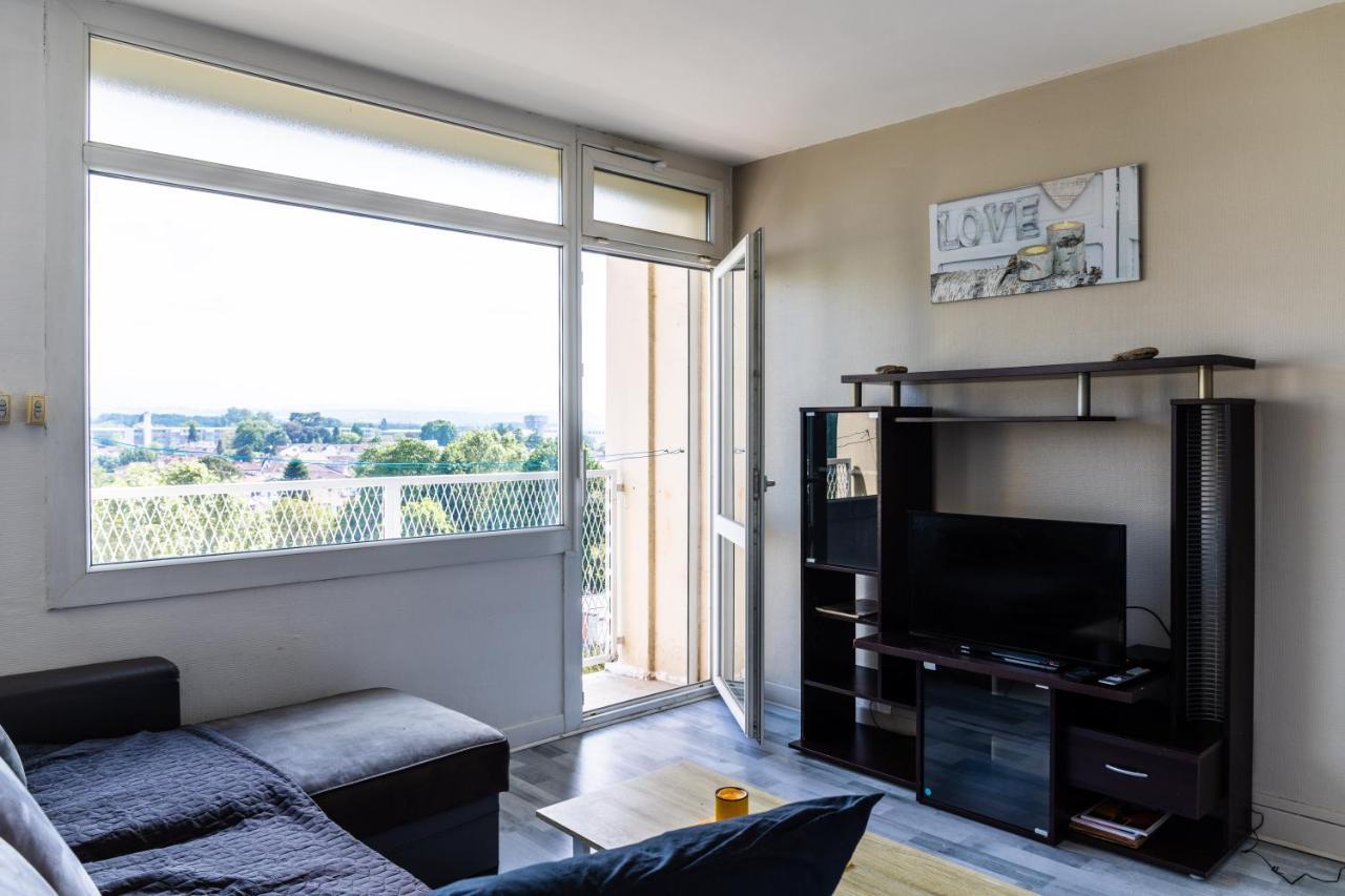 Cap Sud - 53M2- Vue Pyrenees- Hypercentre-Wifi Fibre -Nouvelle Literie Tarbes Exterior foto